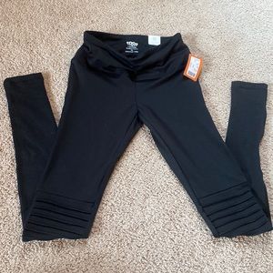 *New with tags* Maurice’s In Motion Leggings